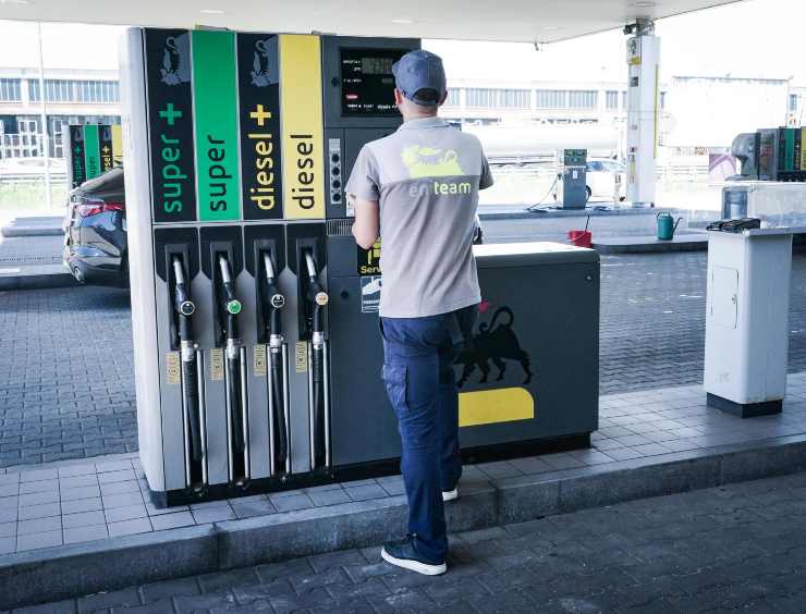 Benzina Bonus aiuto Governo richiesta